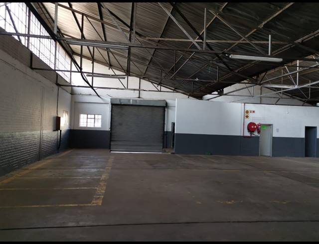 741M² WAREHOUSE TO LET IN BENROSE
